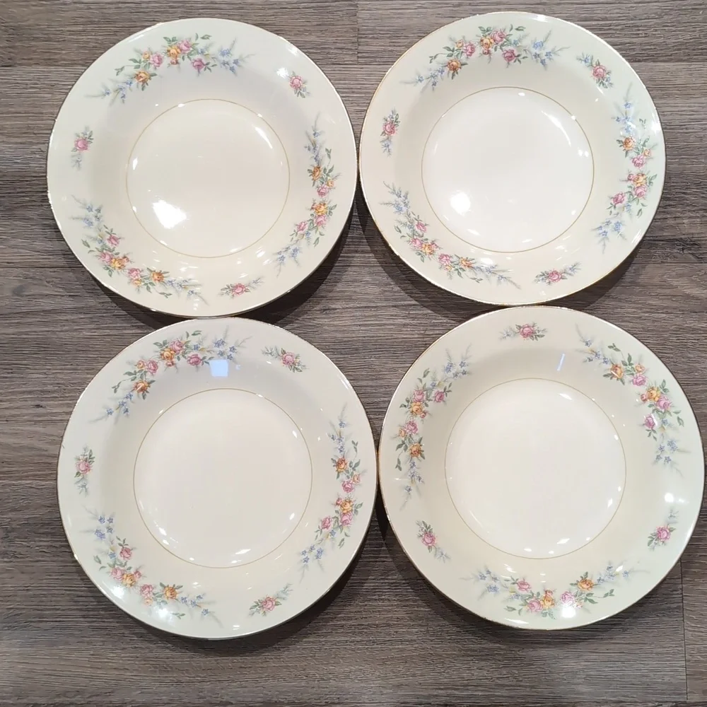 4 Vintage Homer Laughlin Eggshell Nautilus Ferndale China Rimmed Soup Bowl 8.25